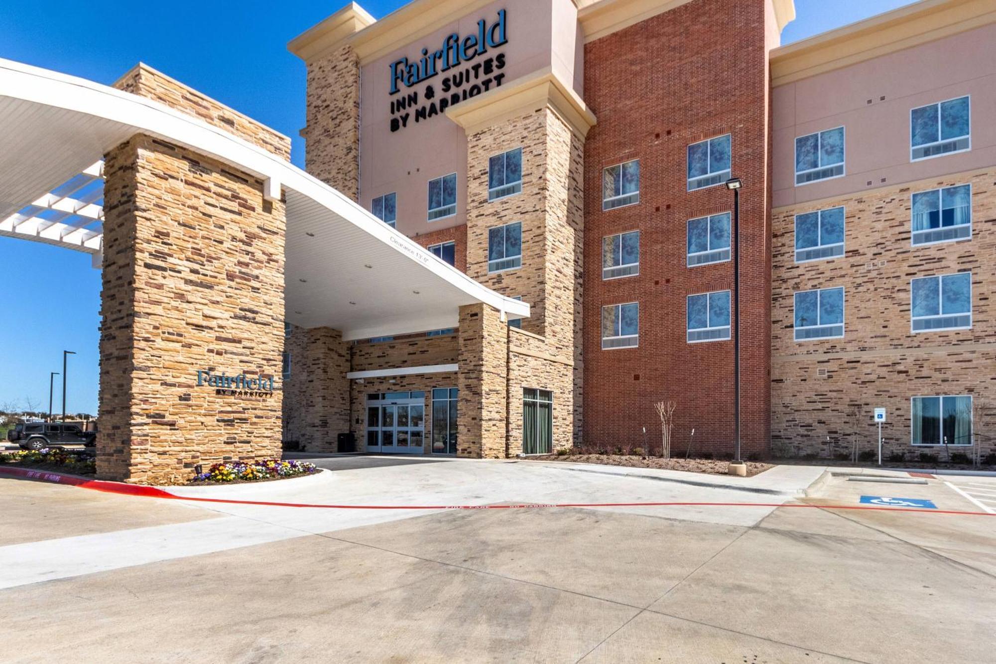 Fairfield Inn & Suites Dallas Arlington South Exterior foto